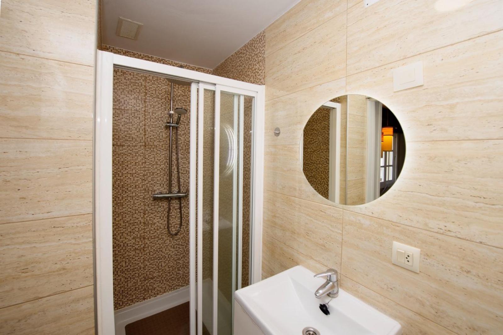 Apartamento Duplex Dos Habitaciones Mondariz Eksteriør bilde